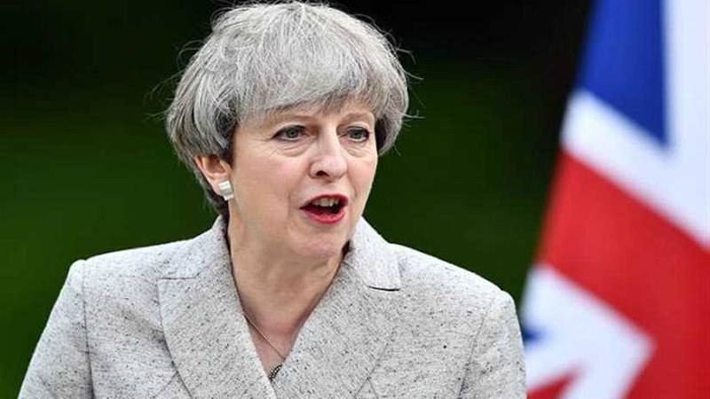 ماي: أمامنا خياران