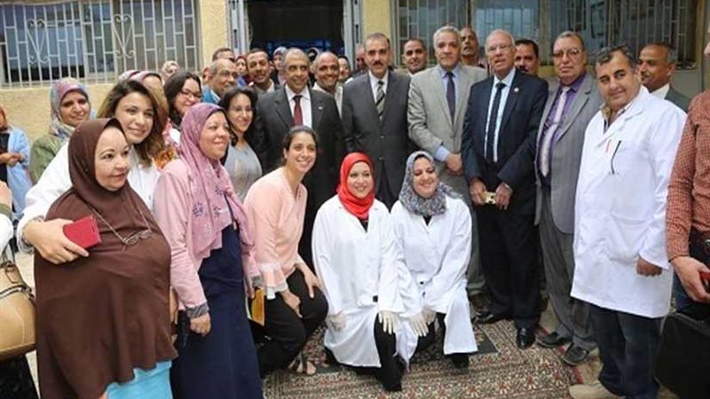 وزير الزراعة يفتتح