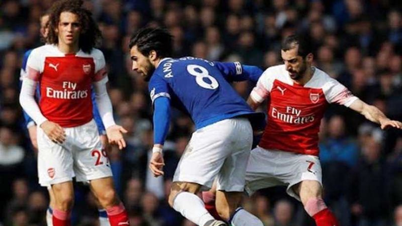 «النني» يشارك في