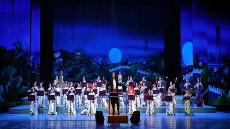 غداً.. جولة في فنون