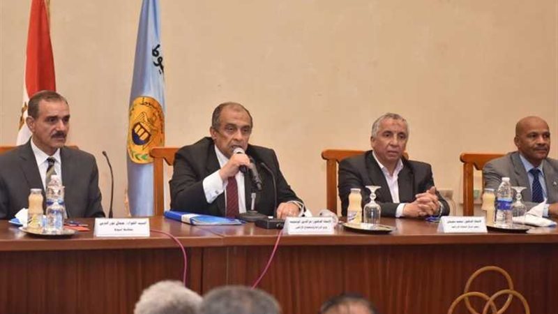 لقاء جماهيري لوزير