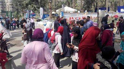 احتفالية بيوم اليتيم في معرض الزهور