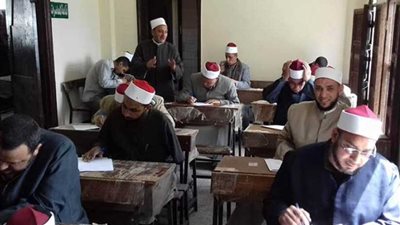 أئمة أوقاف المنيا يؤدون امتحانا حول المواطنة والثقافة السكانية