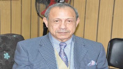 شؤون الأحزاب تعتمد رؤوف السيد رئيسًا للحركة الوطنية.. وتقر لائحة النظام الأساسي