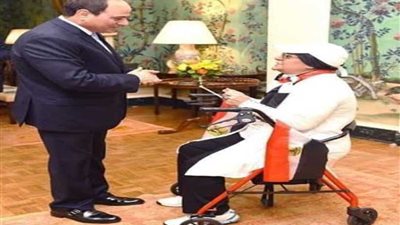 بنت طنطا يستقبلها السيسي في أمريكا.. وتقول: لم أصدق أنه مسح دموعي