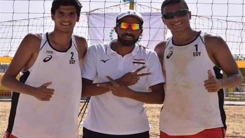 منتخبا الطائرة الشاطئية