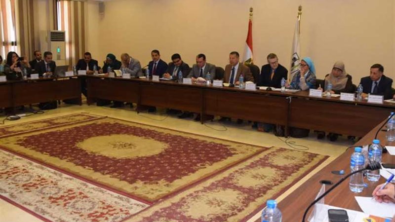 تفاصيل اجتماع أول