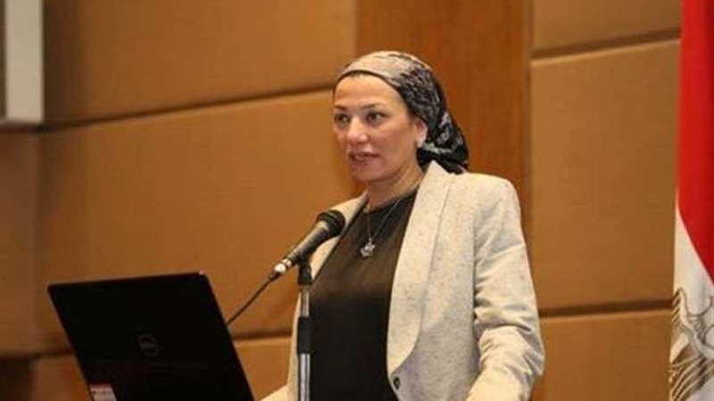 البيئة تعقد جلسات