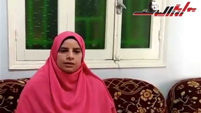 أغرب من الخيال| موظفة منذ 9 سنوات وهي آخر من تعلم.. أين المرتب (فيديو)