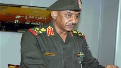 وزير الدفاع السوداني يؤدي القسم رئيسا للمجلس العسكري الانتقالي