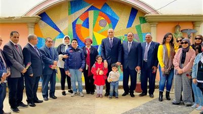 السيرك الأوروبي يستضيف أيتام تعليم القاهرة طوال الشهر.. (صور)