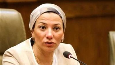 وزيرة البيئة تطالب الشباب بالاستمرار في حملات رفع الوعي البيئي
