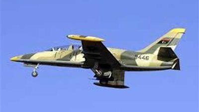 عاجل.. طائرات الجيش الليبي تستهدف ميليشيا الردع في مطار معيتيقة بطرابلس