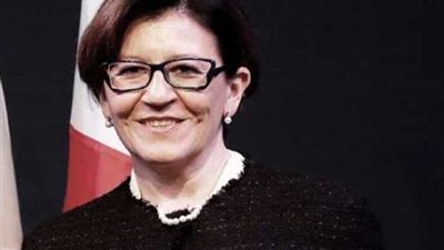 وزيرة الدفاع الإيطالية تدعو لتحمّل الناتو والاتحاد الأوروبي مسؤولية أكبر بليبيا