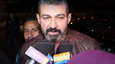 بالصور.. علي جمعة يؤدي واجب العزاء في محمود الجندي