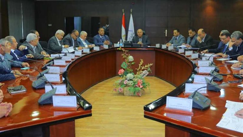 وزير النقل يطالب