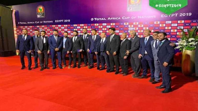 صور تذكارية لنجوم