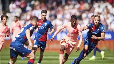 تعادل سلبي بين برشلونة وهويسكا بالدوري الإسباني