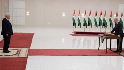 الحكومة الفلسطينية تعيد أداء اليمين اليوم بعد جدل على نص القسم
