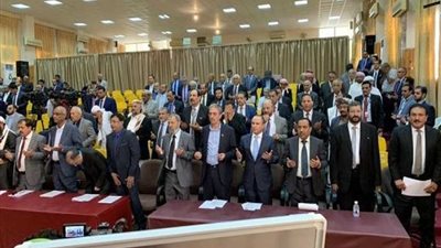 أحزاب يمنية تشكل تكتلا سياسيا داعما للشرعية لاستعادة الدولة من 