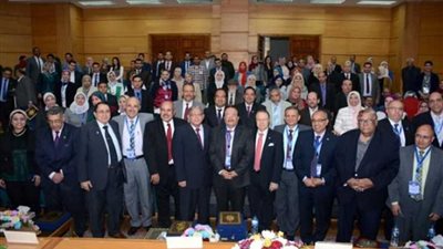 افتتاح مؤتمر 