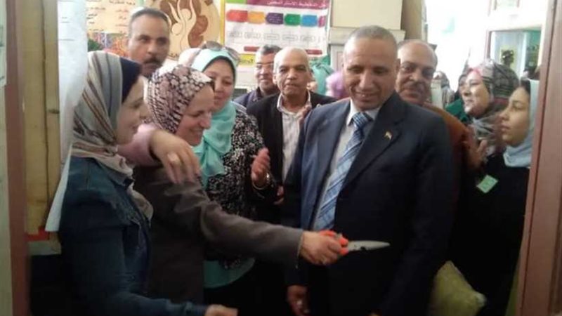 افتتاح معرض الأنشطة