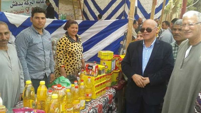 قوافل تنموية وندوات