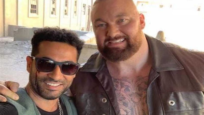 نجم صراع العروش مع