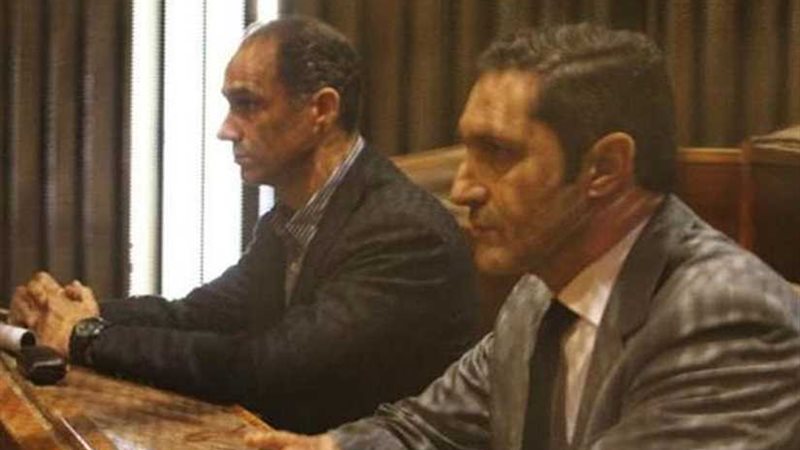 بدء محاكمة علاء وجمال