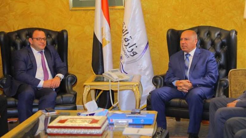 وزير النقل يطالب