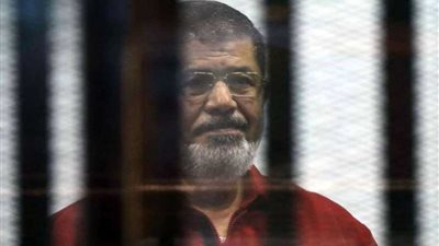 تأجيل محاكمة المعزول وآخرين بـ