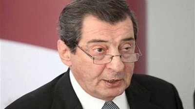 نائب رئيس البرلمان اللبناني: الحريري حريص على تجاوز البلاد للتحديات الاقتصادية