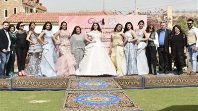 ملكات جمال العرب ومصر مع مجموعة من دور الرعاية لكبار السن