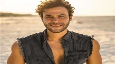 محمد إمام يعثر على بطلة 
