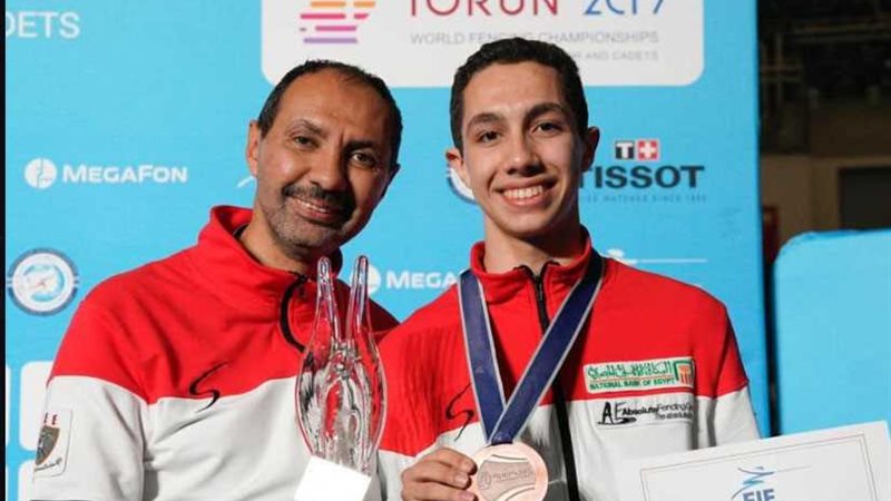 قصة صور.. محمد حمزة