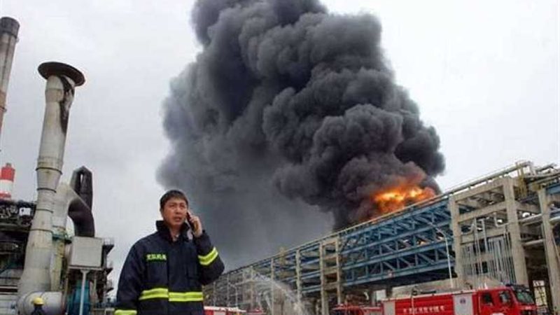 مصرع 10 أشخاص وإصابة