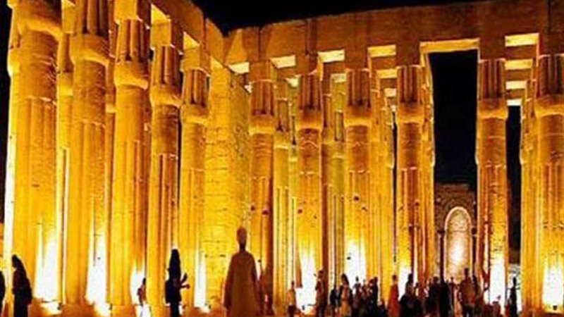 وزارتا الآثار والسياحة