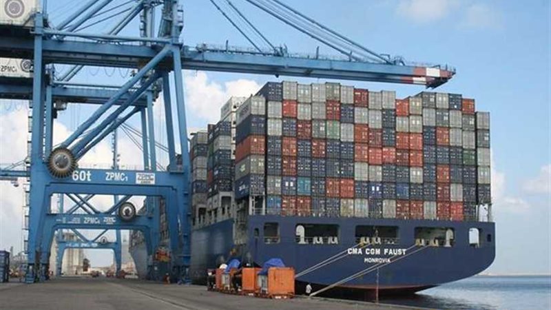 ميناء دمياط يستقبل