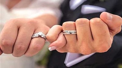 مطالبات بالكشف الإجباري الشامل للمقبلين على الزواج وتجريم المخالفين