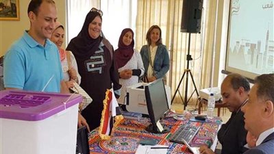 بدء التصويت على التعديلات الدستورية بسلطنة عمان