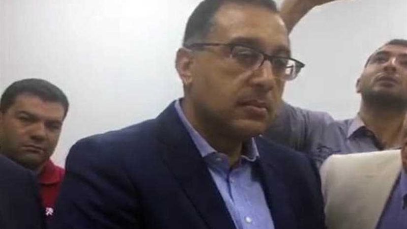 رئيس الوزراء يتفقد