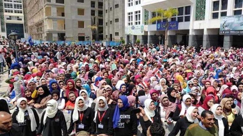 مسيرة طلابية تجوب