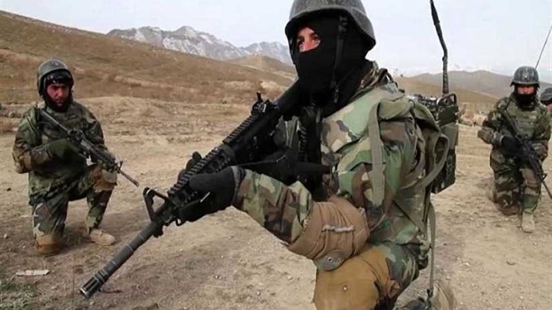 مقتل وإصابة 18 مسلحا