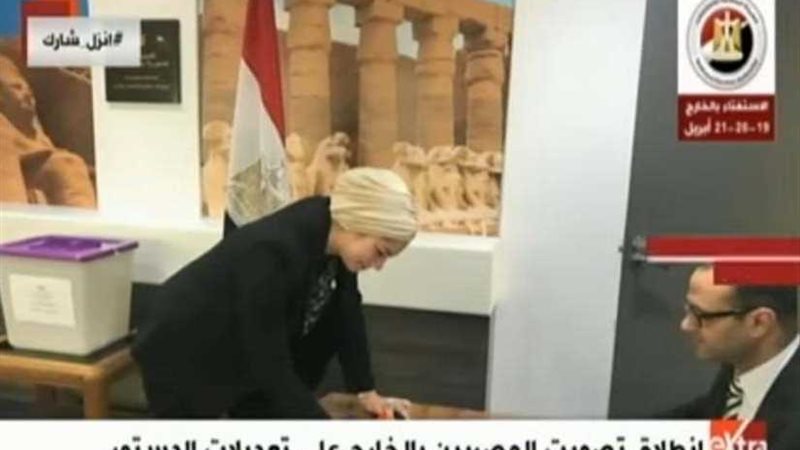 (قنصل دبي و الإمارات