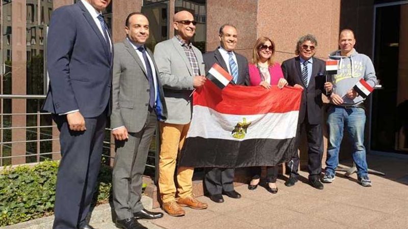 بالصور.. المصريون