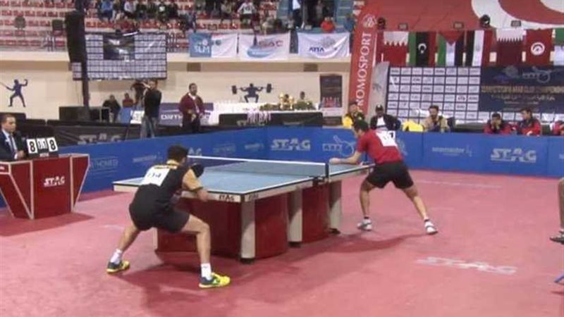 الأهلي يتوج بلقب