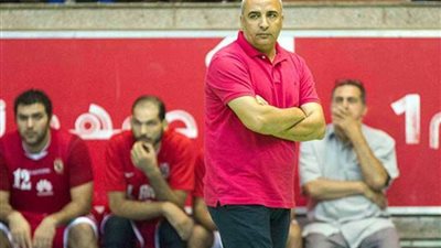 إقالة طارق خيري من القيادة الفنية للسلة الحمراء