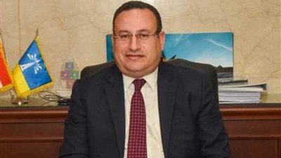 محافظ الإسكندرية يتابع التقارير النهائية لليوم الأول للاستفتاء بغرفة العمليات