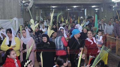 الطوائف المسيحية تحتفل بأسبوع الآلام في بني سويف