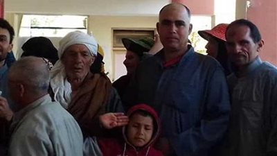 لجان الاقتراع تفتح أبوابها أمام الناخبين بـ